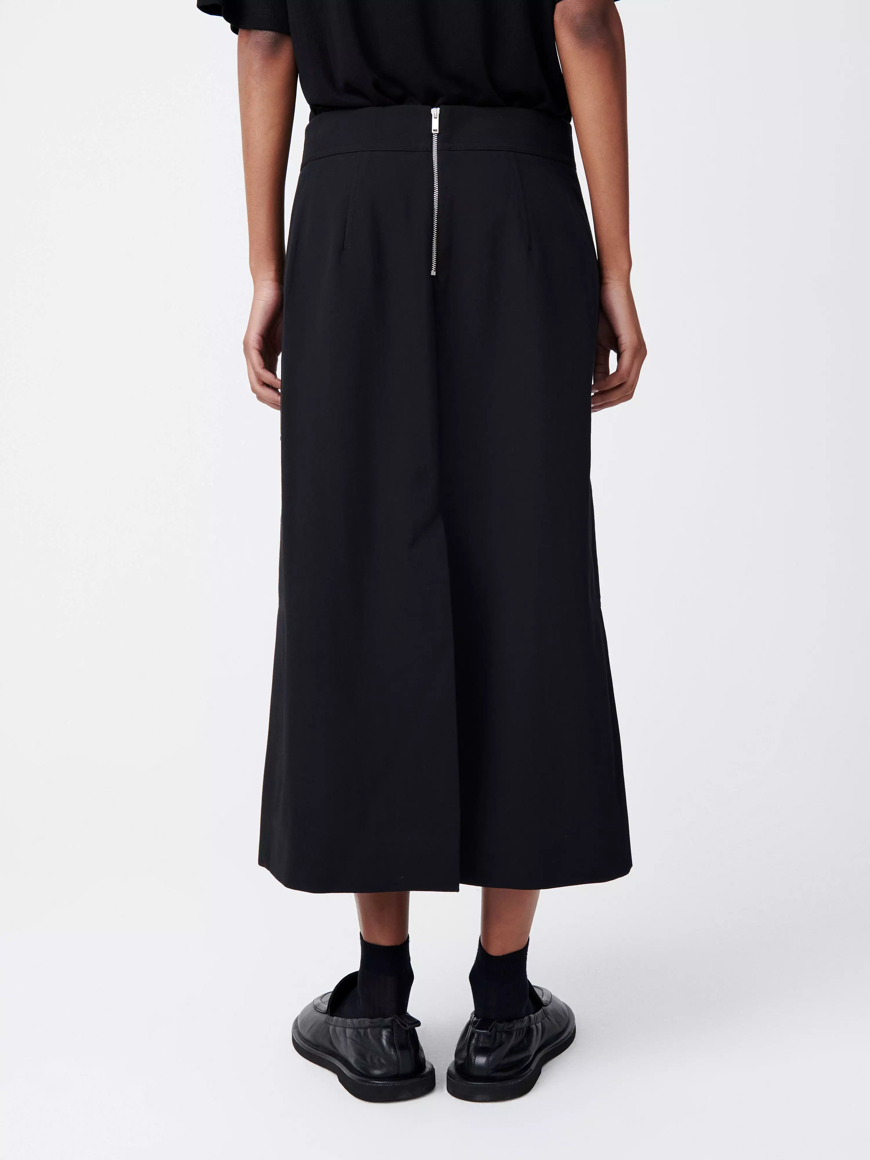 Black Tyrell Skirt