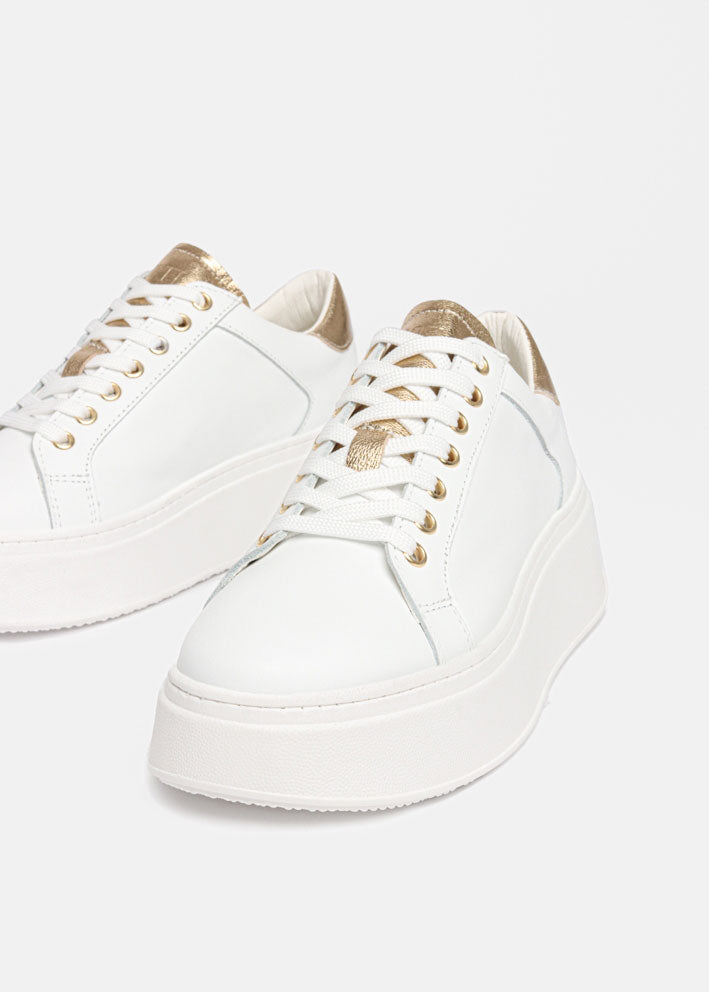 Bukela Coco Sneaker - White