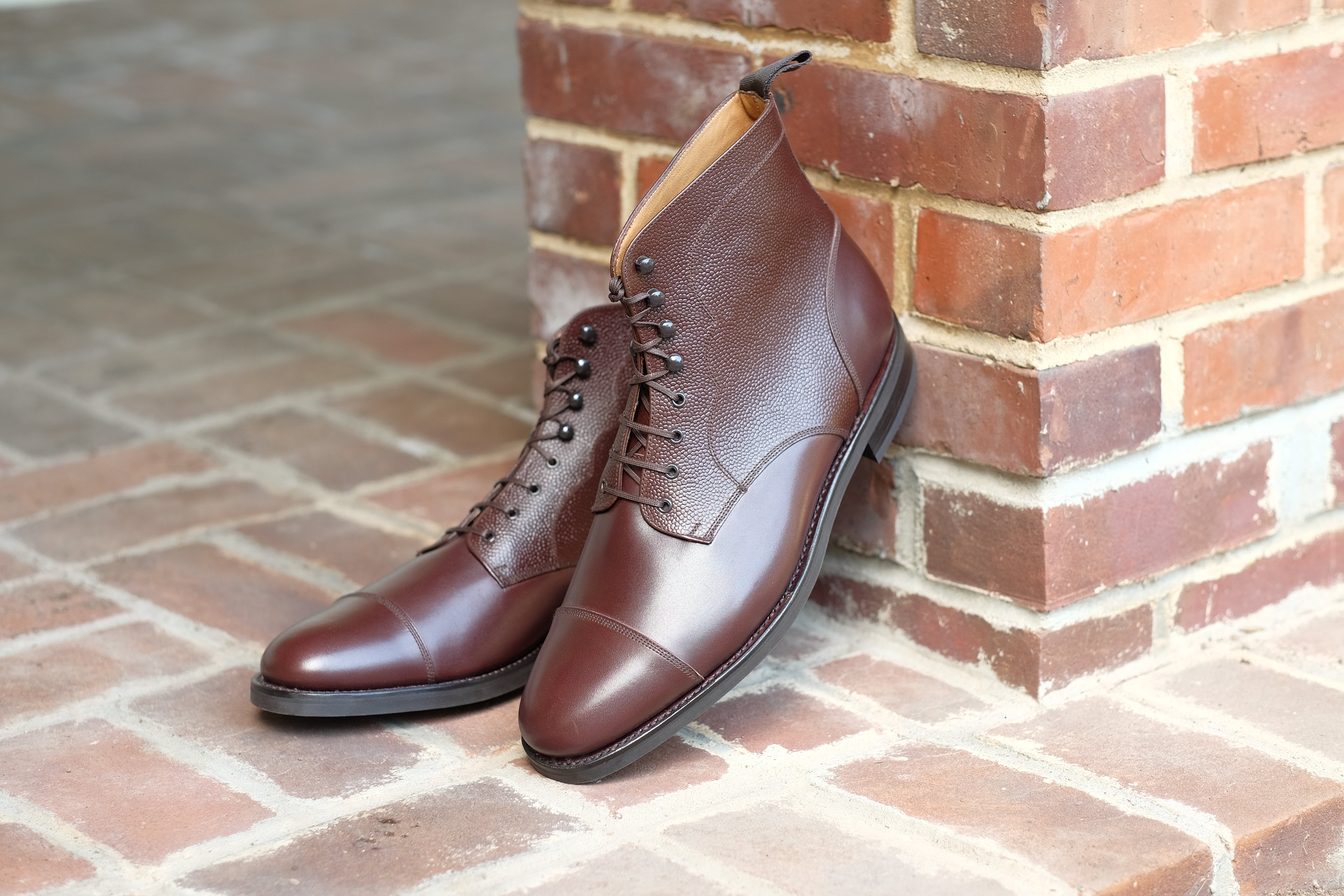 Columbia Redux - Dark Oak Calf / Dark Oak Grain