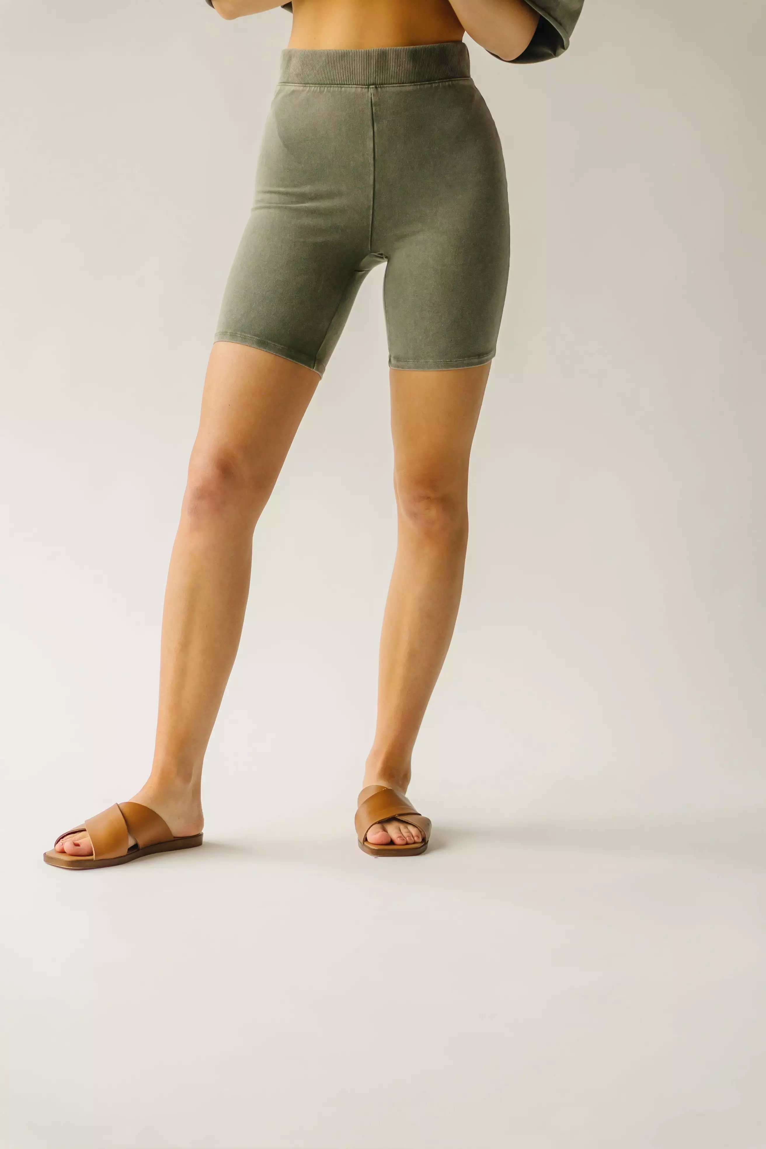 Langan Basic Bike Shorts Army Green.