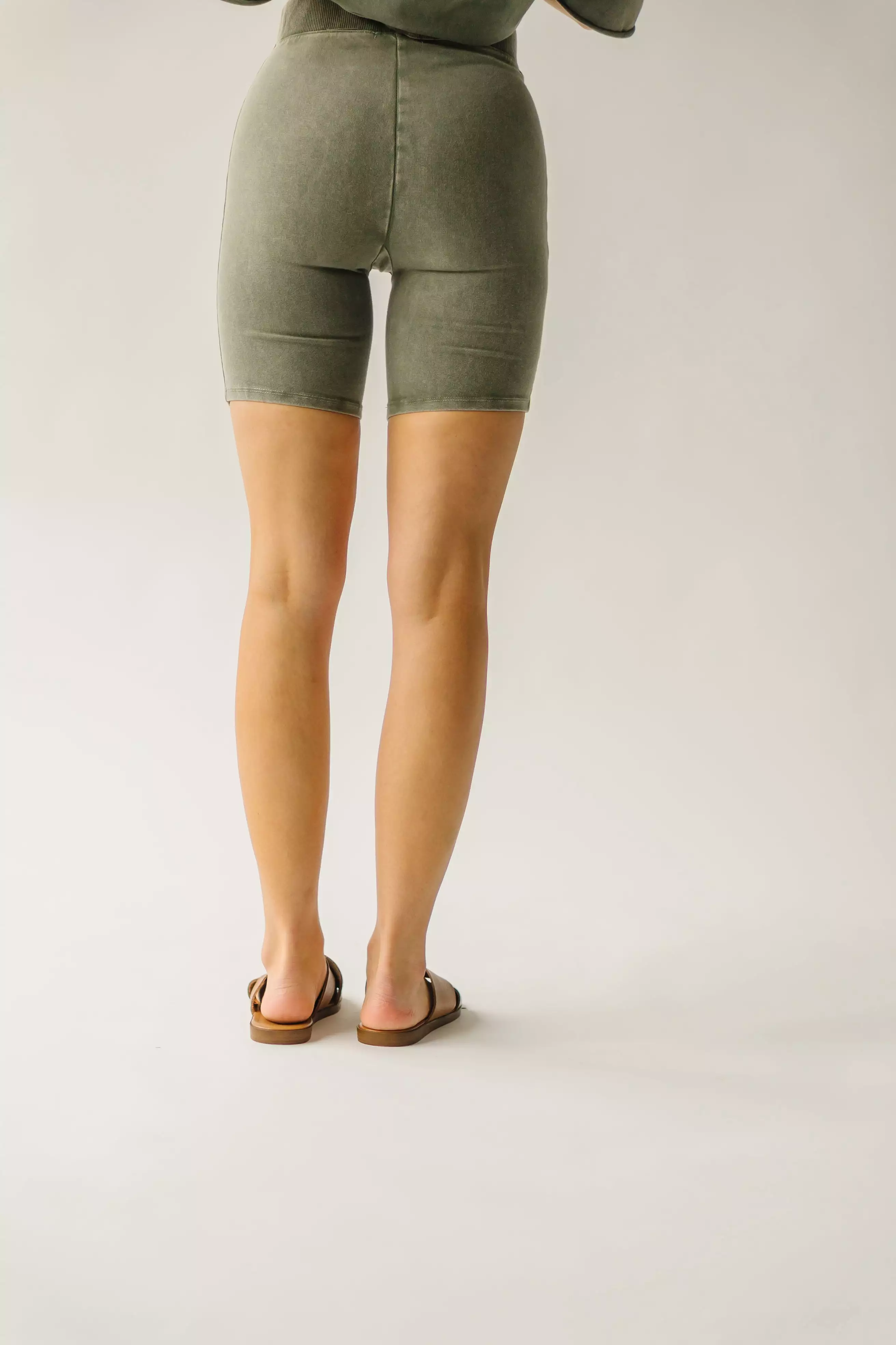 Langan Basic Bike Shorts Army Green.