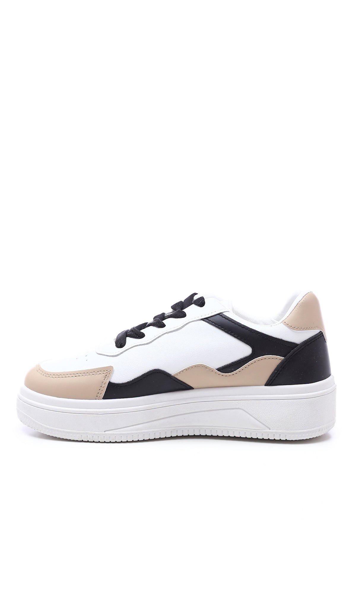 O177893 White Black Beige Tri-Tone Round Toe Sneakers