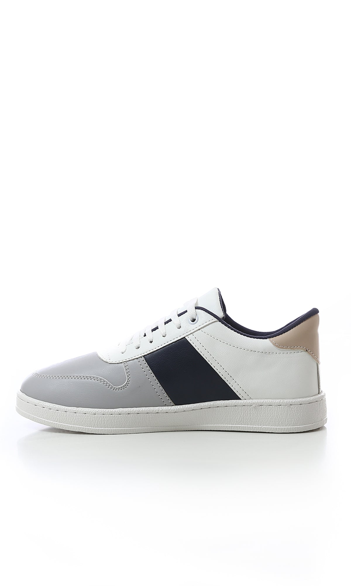 O179079 Tricolor Round Toecap Sneakers - Light Grey, White & Navy Blue