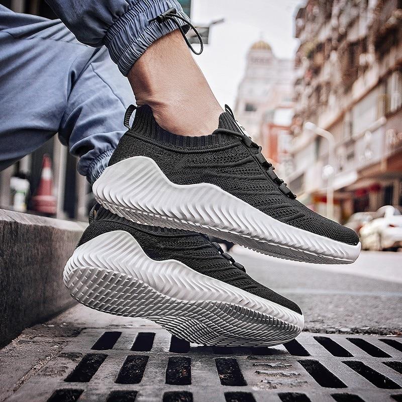 Outdoor Sneaker in Trend