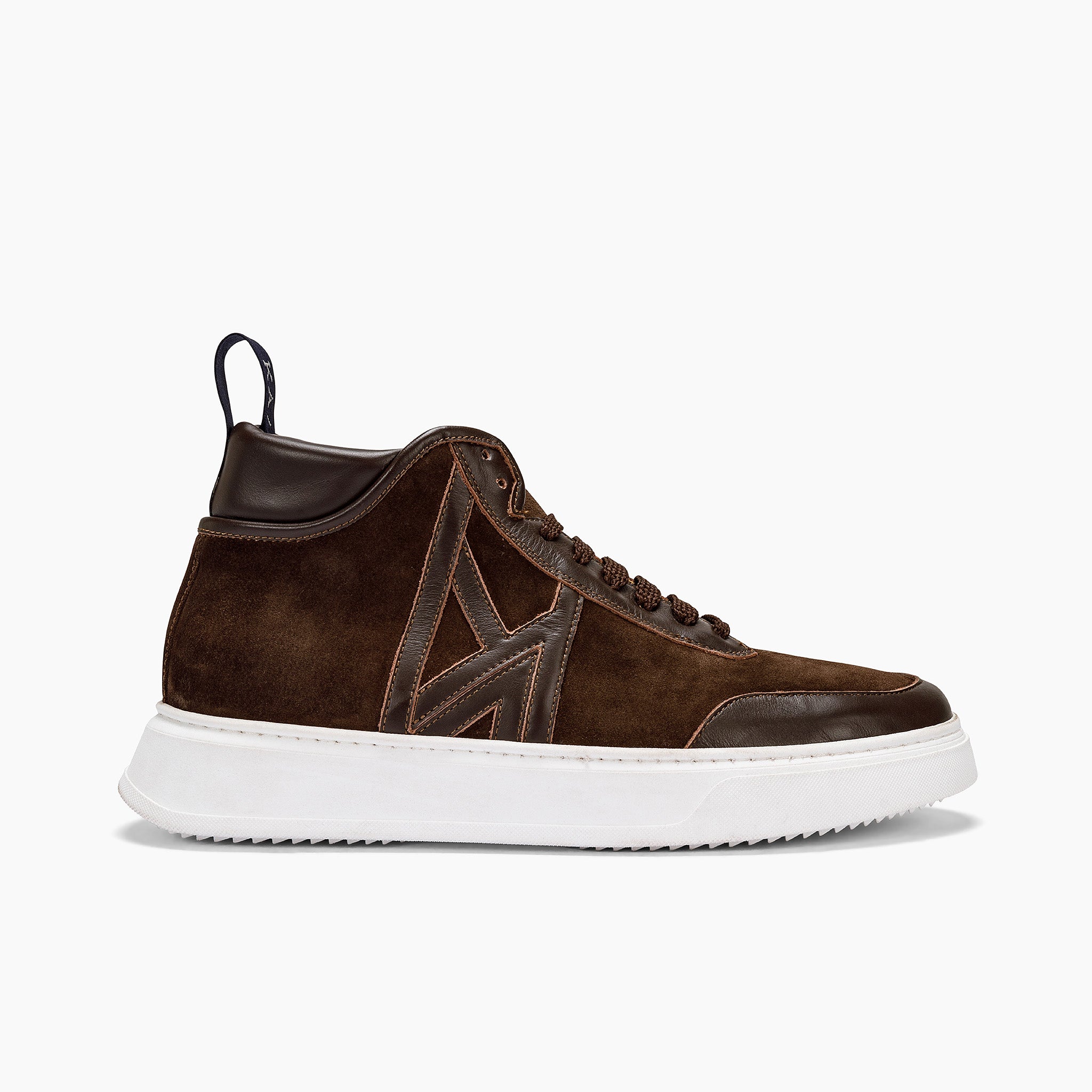 Suede leather mid-sneaker for sharing