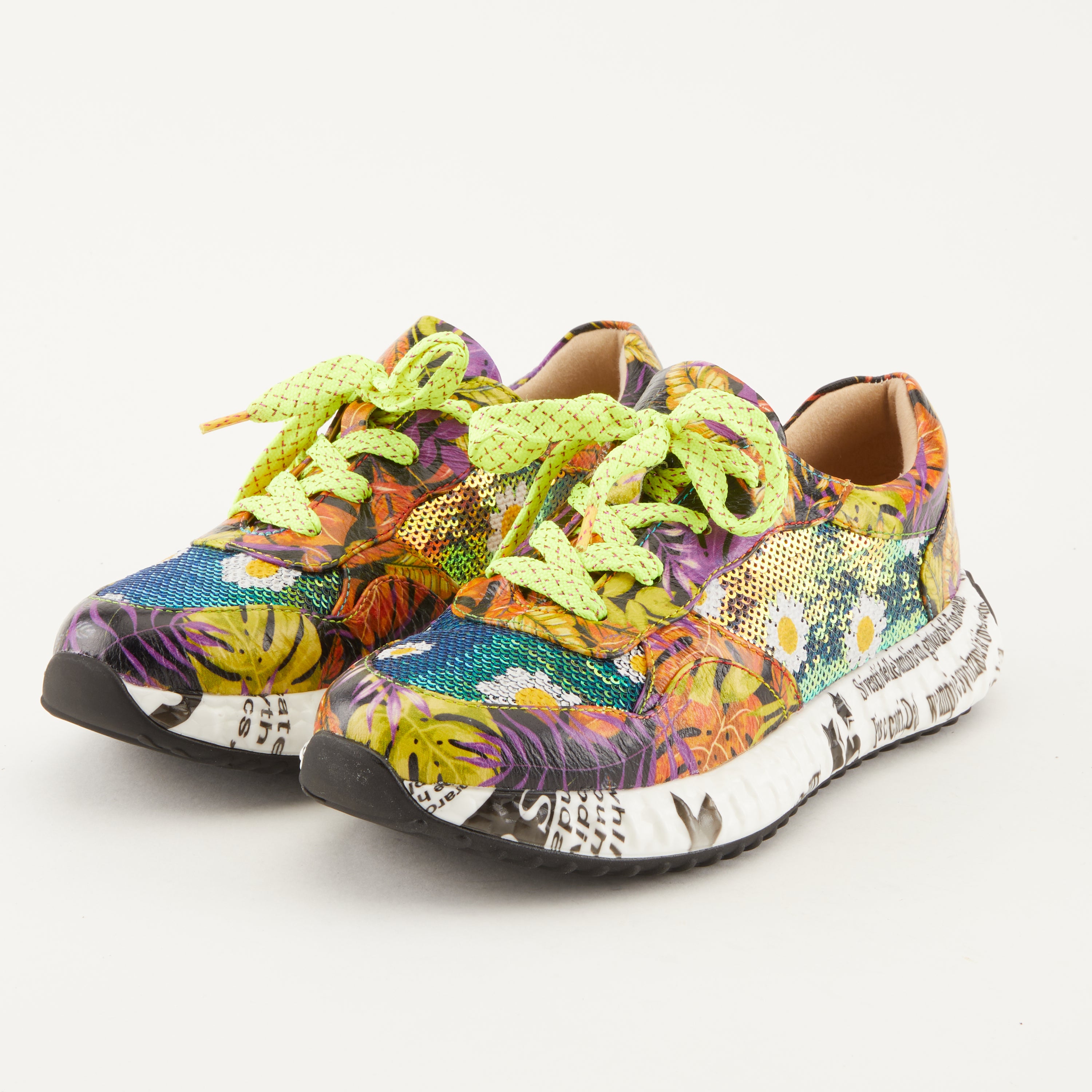 The result is: Zingy sneaker for the artist