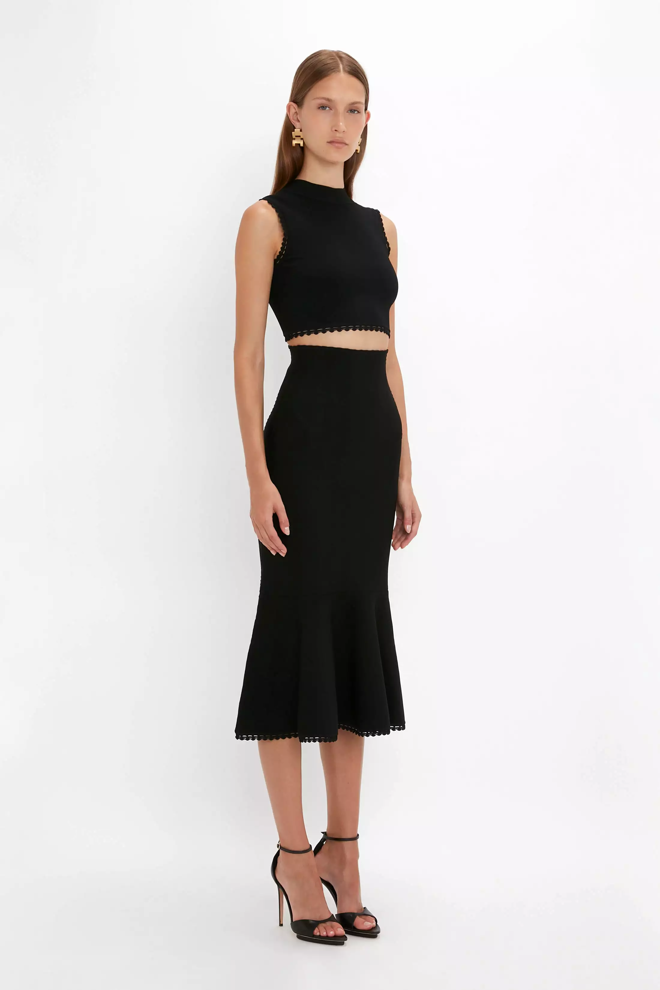 VB Scallop Trim Flared Skirt Black - Shop Now