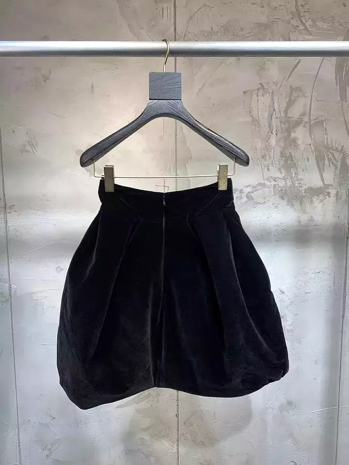 Velour Ruched Knee-Length Skirt - Black.