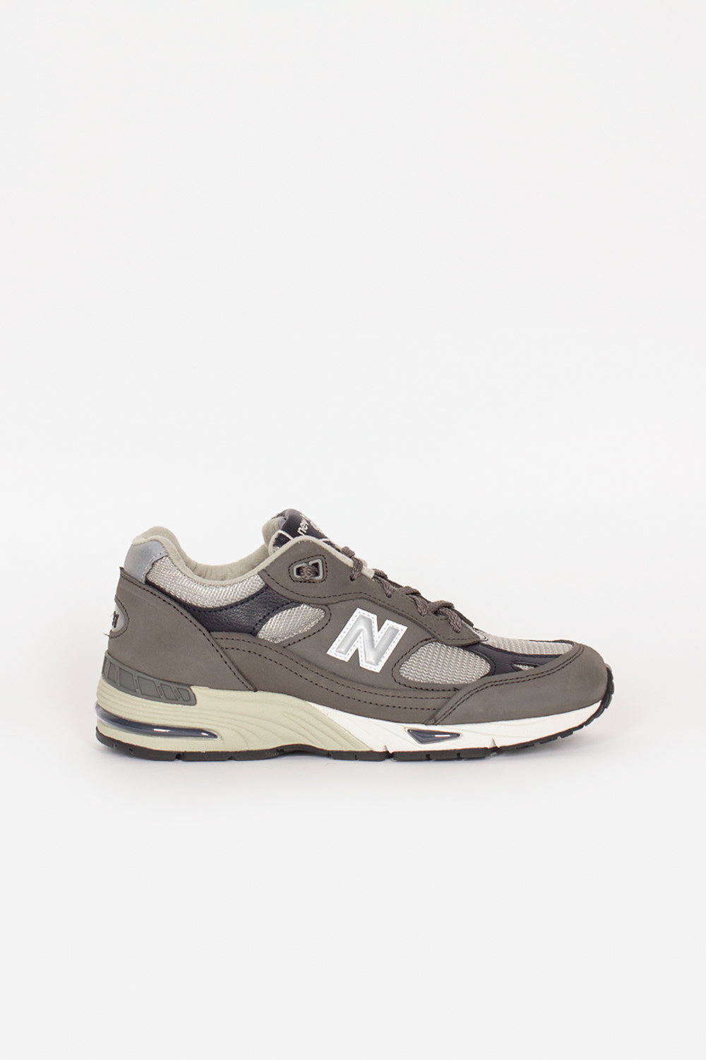 W991GNS Sneaker - Castlerock Grey/Navy.