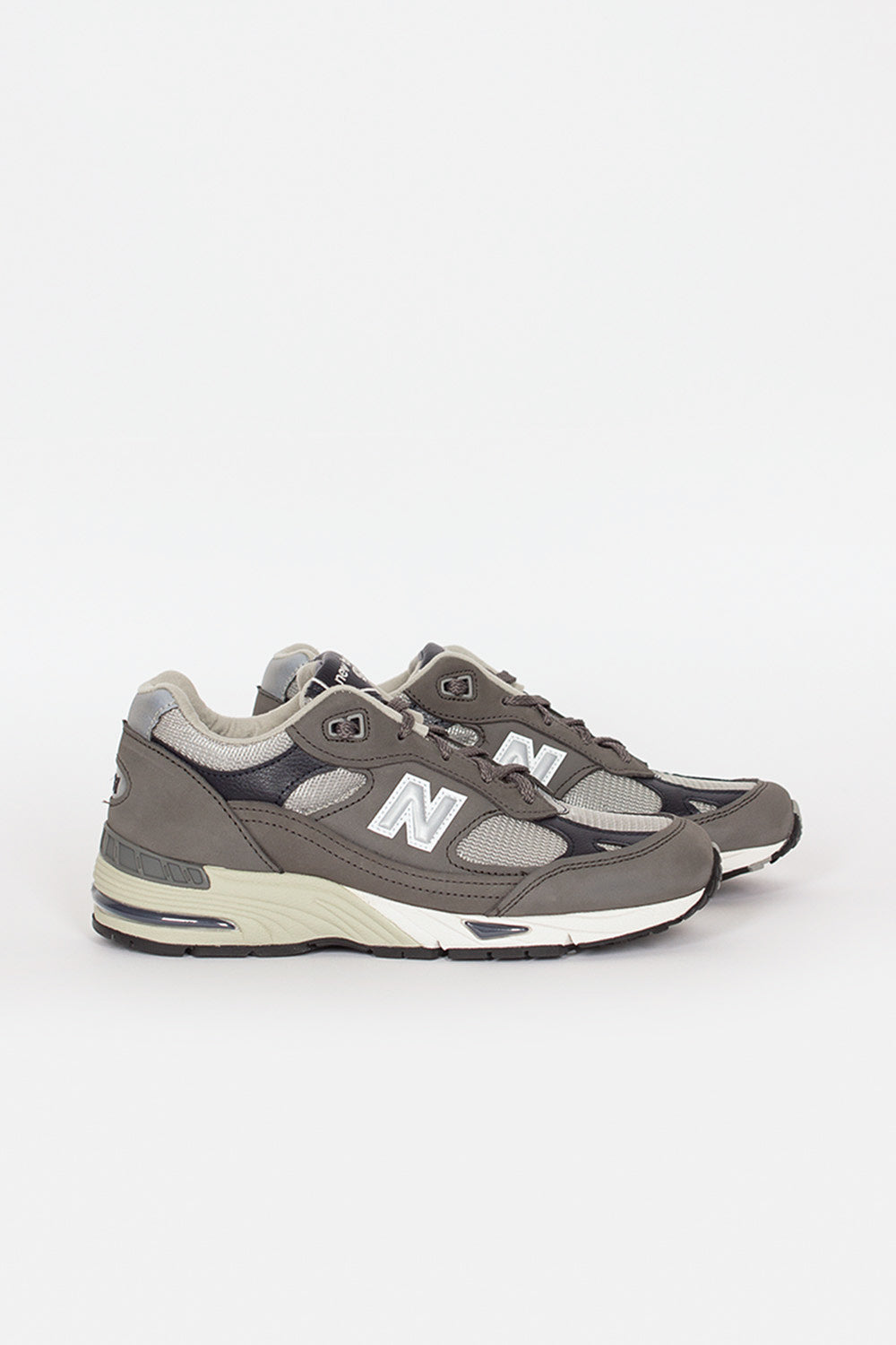 W991GNS Sneaker - Castlerock Grey/Navy.