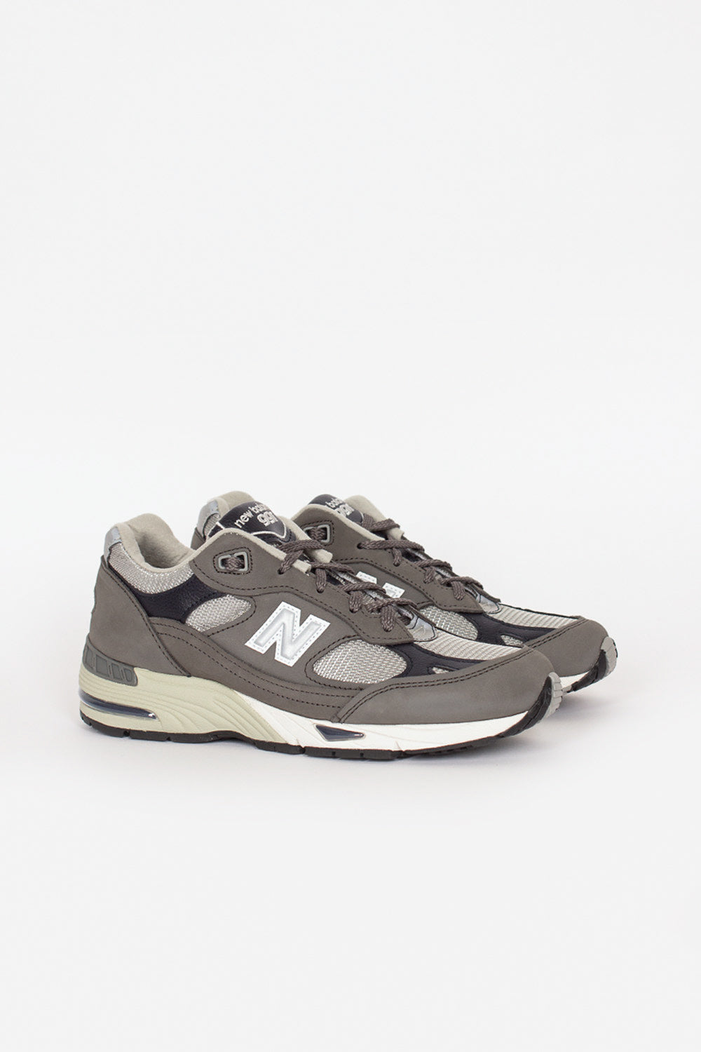 W991GNS Sneaker - Castlerock Grey/Navy.